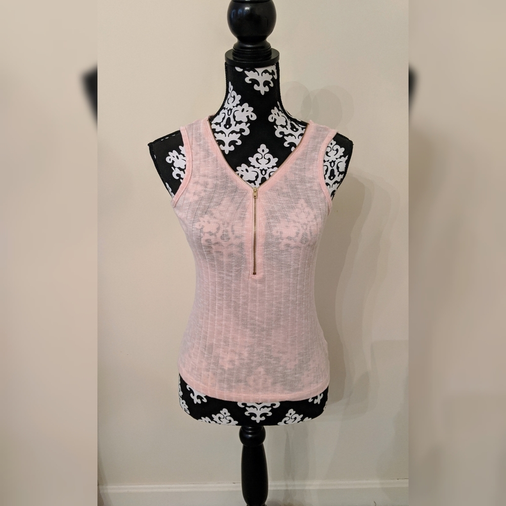 5/$25 Light pink zip up top.